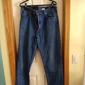 Levi's 550 men's relaxed fit jeans EUC 36 x 36